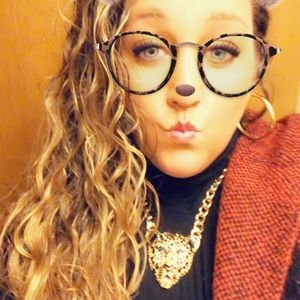 Meet your Posher, Dalice